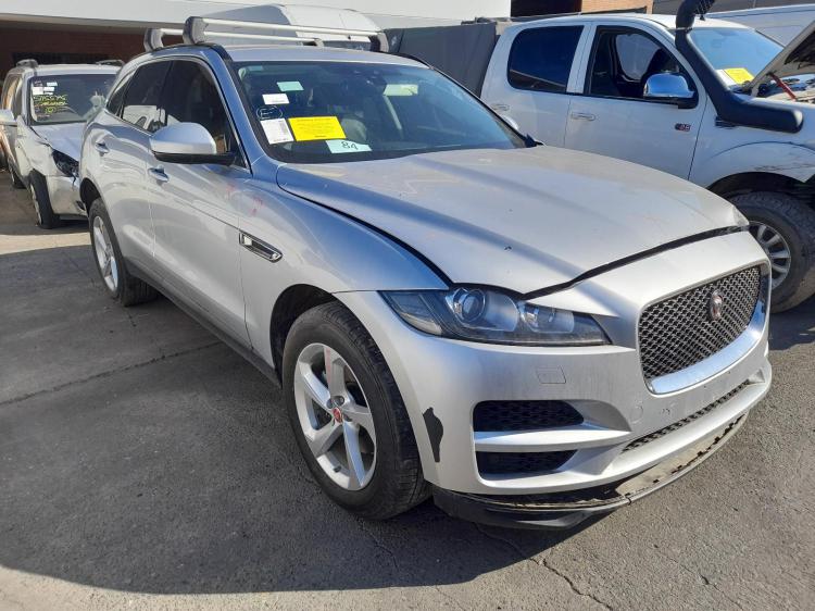 Jaguar F Pace 2017