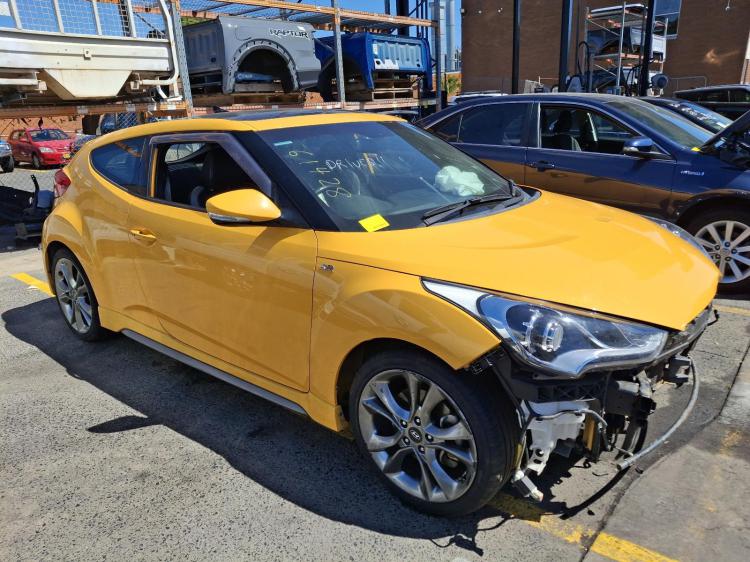 Hyundai Veloster 2016