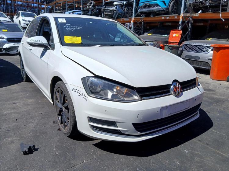 Volkswagen Golf 2014