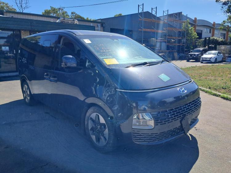 Hyundai Staria 2021