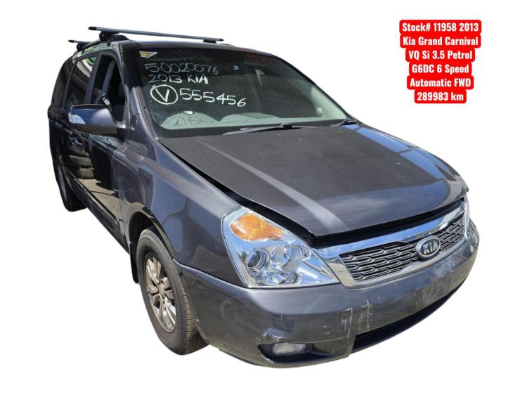 Kia Grand Carnival 2013