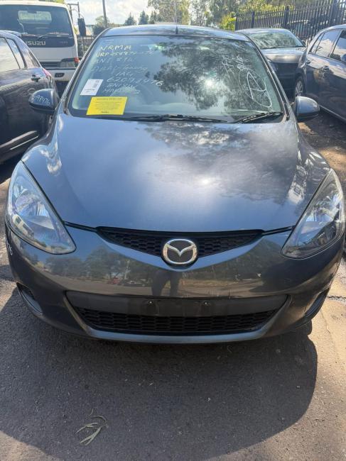 Mazda 2 2010
