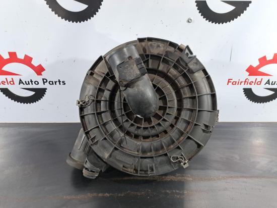 toyota Hilux 2012 AIR CLEANER/BOX 