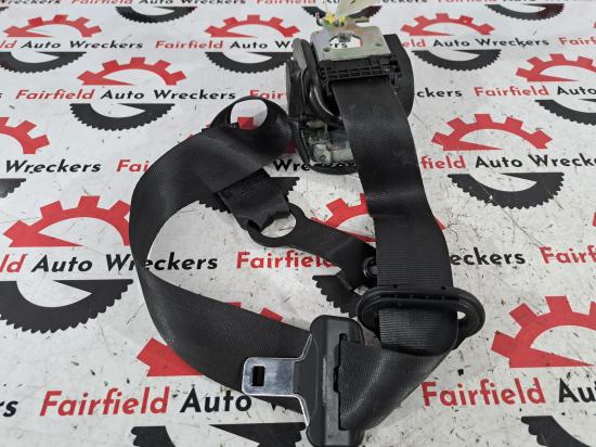 nissan Dualis Jul 2011 SEAT BELT 