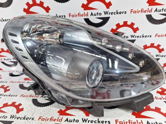 alfa romeo Giulietta Mar 2012 RIGHT HEADLAMP 