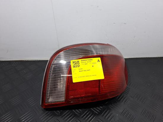 toyota Echo 2001 RIGHT TAILLIGHT 