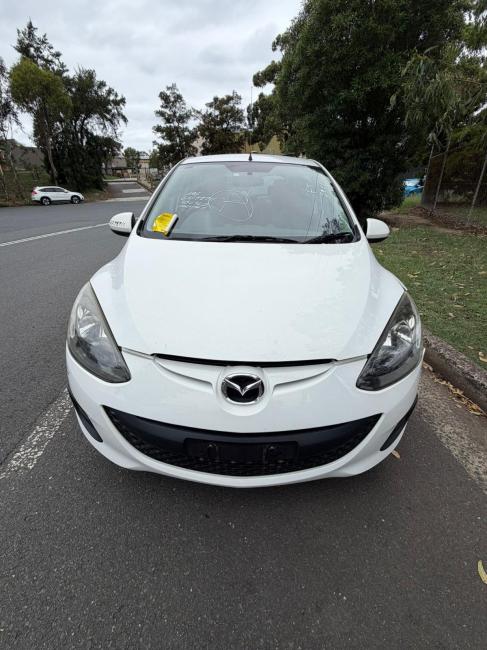 Mazda 2 2014