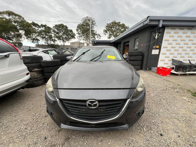 Mazda 3 2015