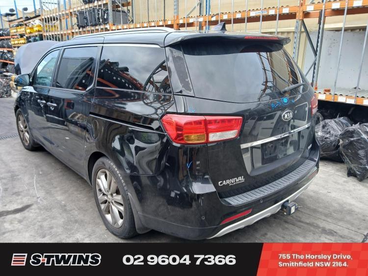 Kia Carnival 2015