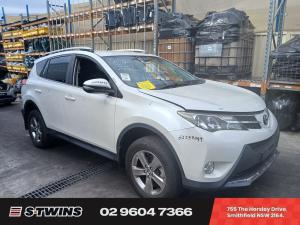 Toyota RAV4 2015