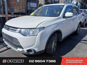 Mitsubishi Outlander 2014
