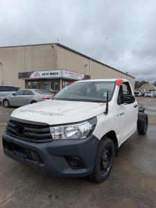 Toyota Hilux Workmate 2021
