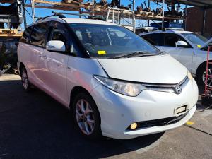 Toyota Tarago 2007