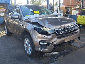 Land Rover Discovery Sport 2015