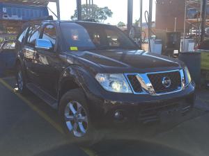 Nissan Pathfinder 2010