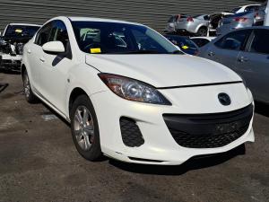 Mazda MAZDA3 2012