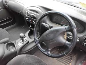 Ford Falcon 2001