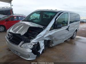 Mercedes Benz Valente 2013