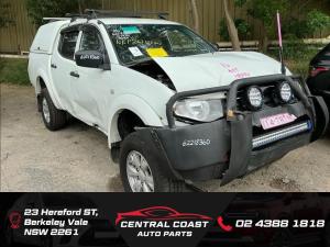 Mitsubishi Triton 2014