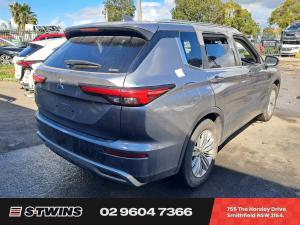 Mitsubishi Outlander 2022