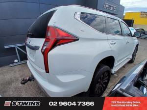Mitsubishi Pajero Sport 2020