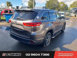 Toyota Kluger 2017