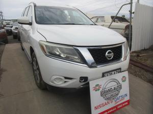 Nissan Pathfinder 2013
