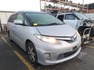 Toyota Estima 2011