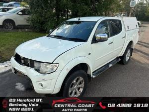 Mitsubishi Triton 2015