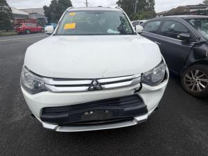 Mitsubishi Outlander 2013