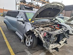 Toyota Kluger 2023