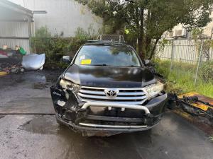 Toyota Kluger 2012