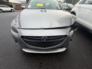 Mazda 2 2015