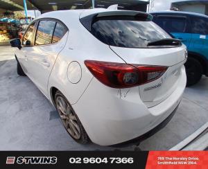 Mazda MAZDA3 2014