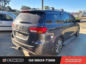 Kia Carnival 2015