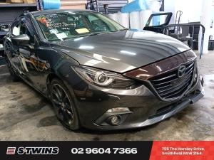Mazda MAZDA3 2016