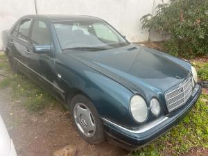 Mercedes Benz E280 1998