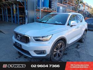 Volvo XC40 2021