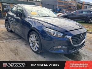 Mazda MAZDA3 2018