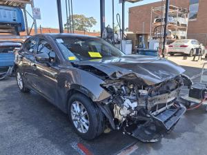 Mazda 3 2015