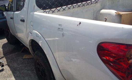 mitsubishi Triton TRITON Feb 2015 Parts & Wrecking