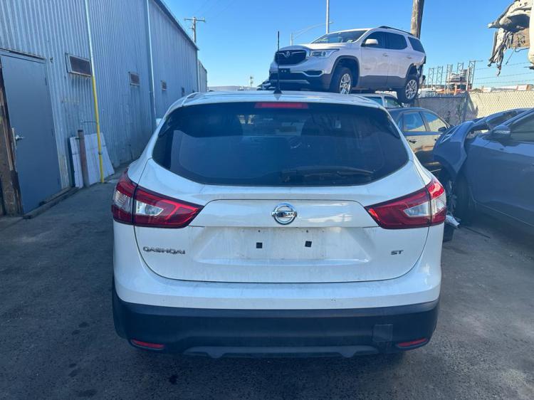 nissan Qashqai Dec 2016 Parts & Wrecking