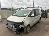 2022 Hyundai Staria US4 image 1