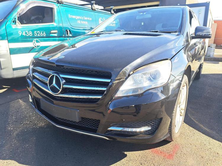mercedes R Class Sep 2010 Parts & Wrecking