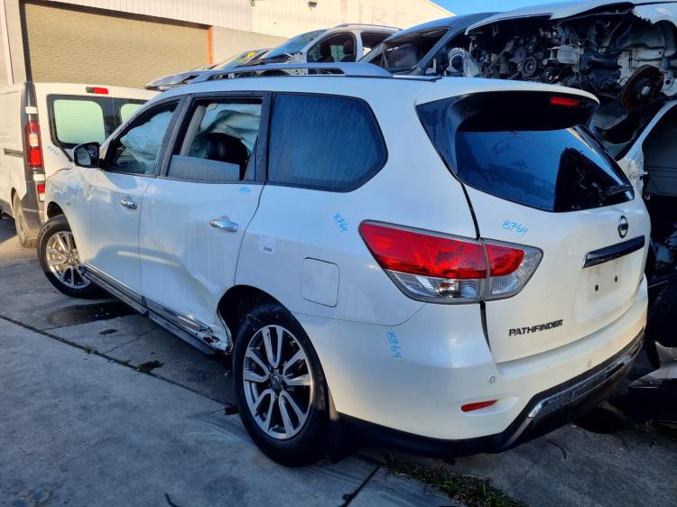 nissan Pathfinder R52 ST-L 2015 Parts & Wrecking