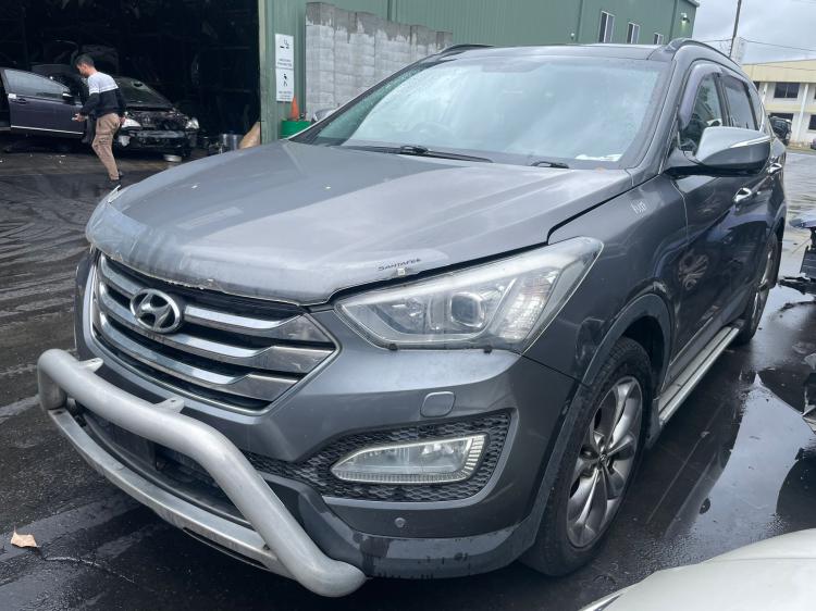 hyundai Santa Fe DM Oct 2013 Parts & Wrecking
