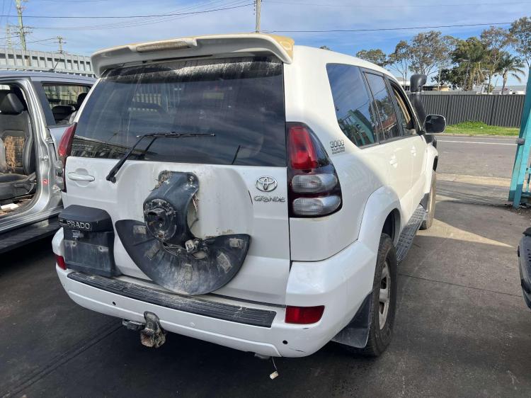 toyota Prado 2004 Parts & Wrecking