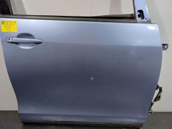Toyota Tarago image 1