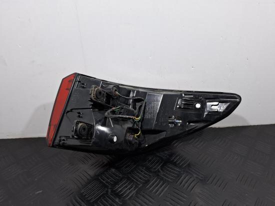 mg zs LEFT TAILLIGHT 