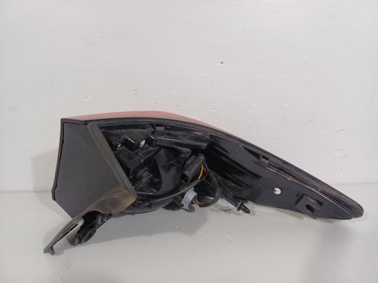 mg zs LEFT TAILLIGHT 